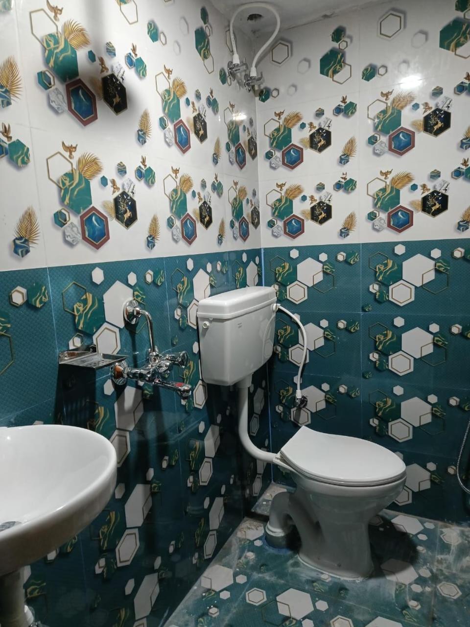 Jharana Guest House プリ エクステリア 写真